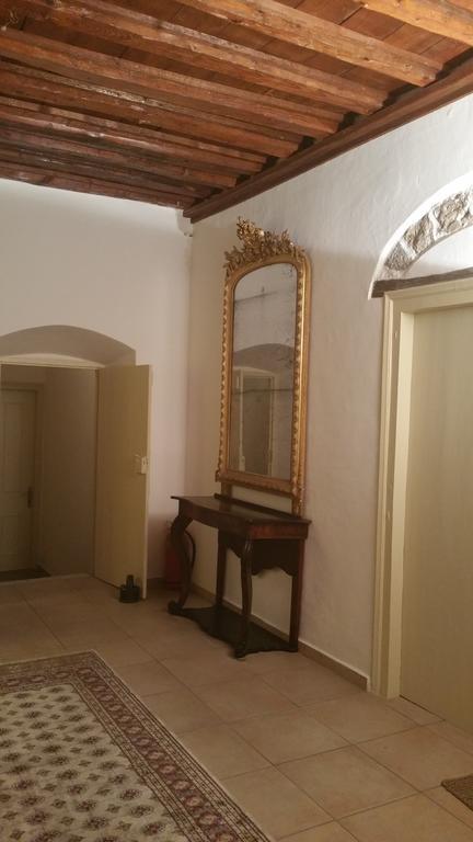 Economou Mansion Aparthotel Spétses Exteriör bild