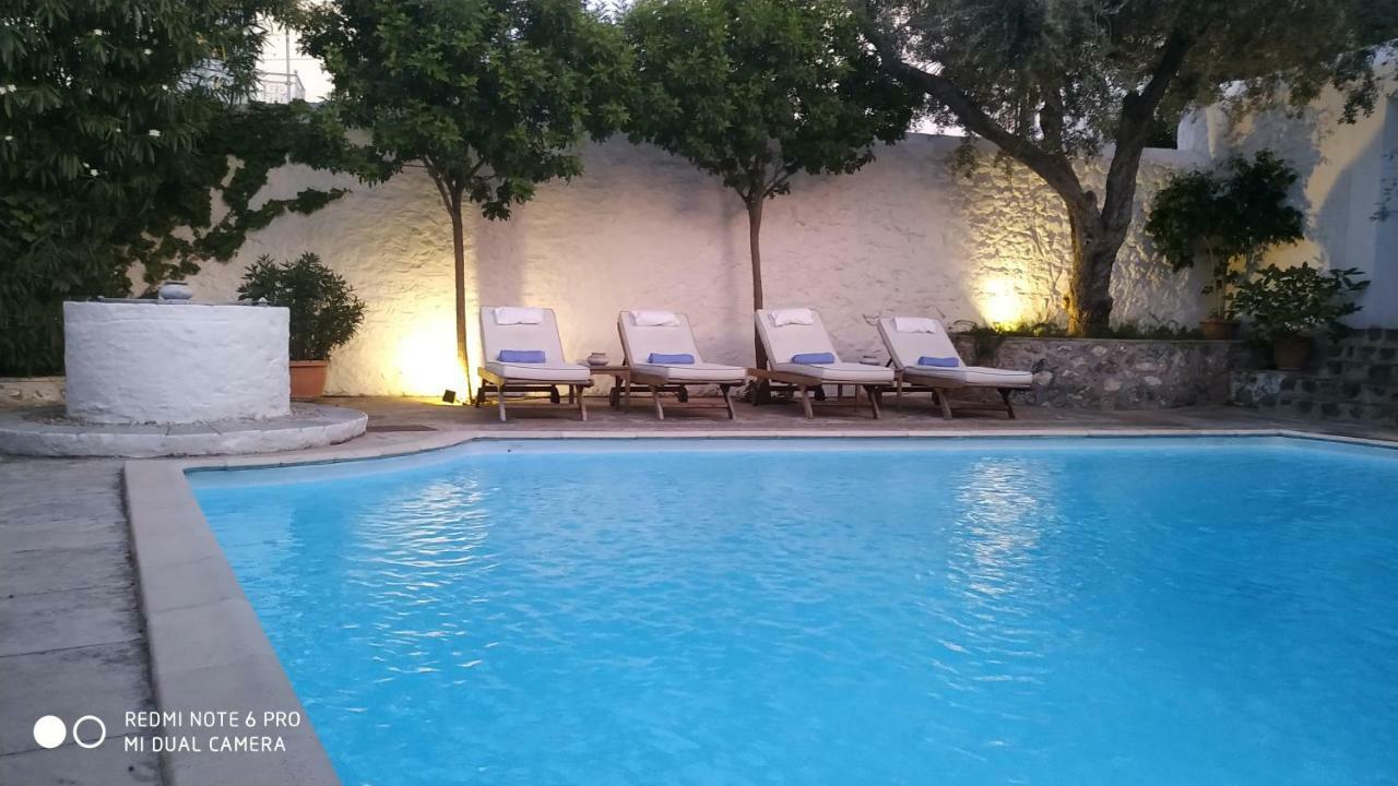 Economou Mansion Aparthotel Spétses Exteriör bild